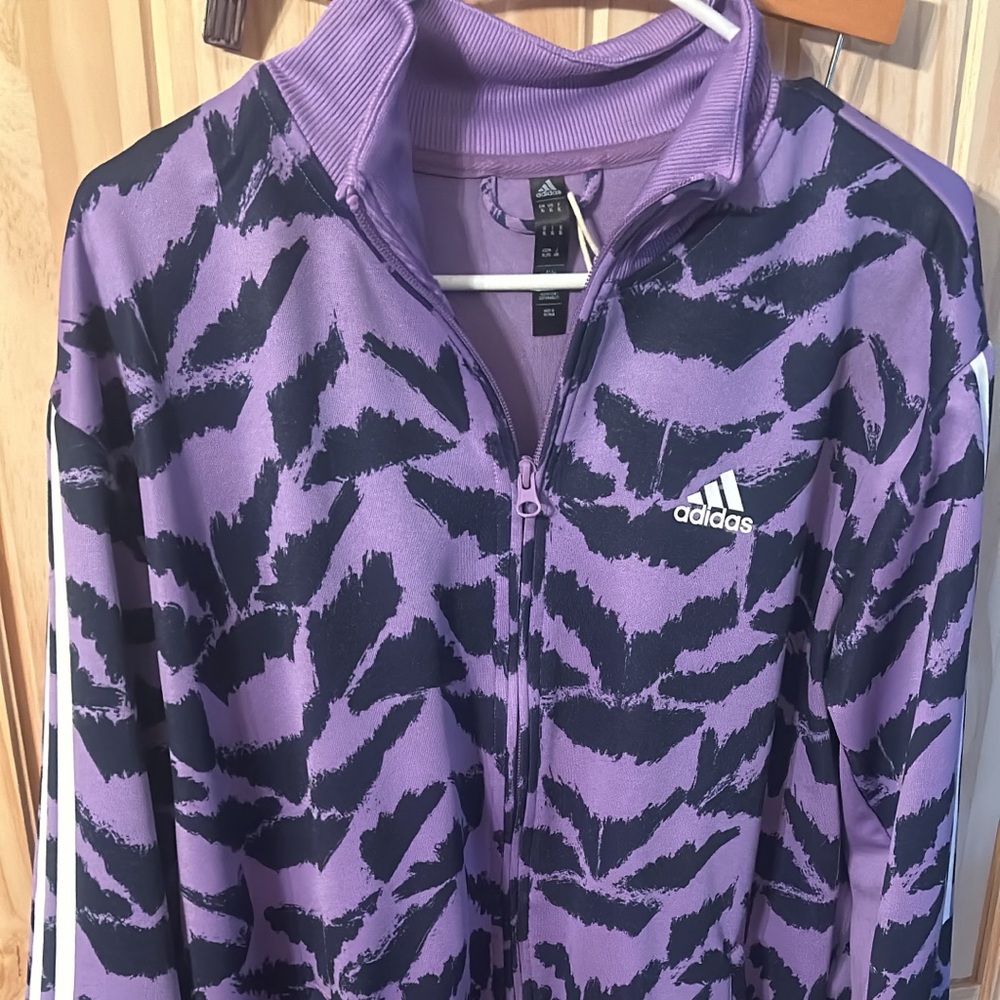 Never worn
